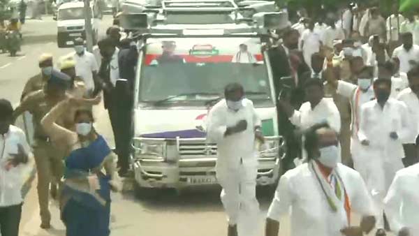 அனல் பறக்கிறது