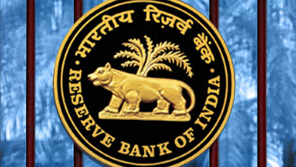 RBI denied reports that it will withdraw old 5 rupee, 10 rupee and 100 rupee notes RBI denied reports that it will withdraw old 5 rupee, 10 rupee and 100 rupee notes
