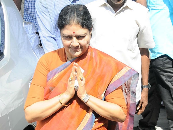 சசிகலா ரிட்டர்ன்