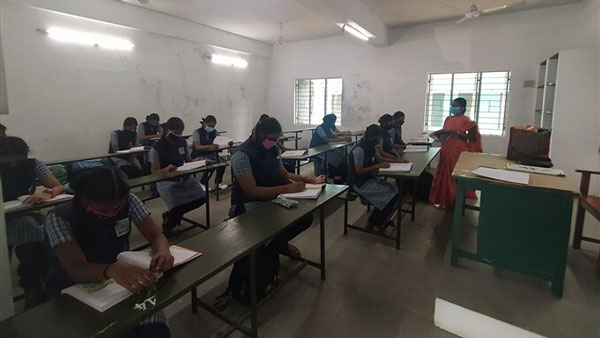 தேர்வு கால்