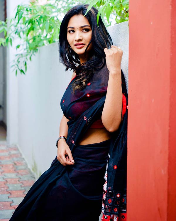 குத்து விளக்கு