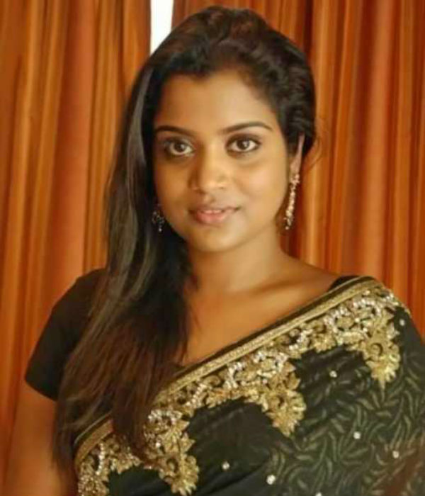 வில்லி வேடம்
