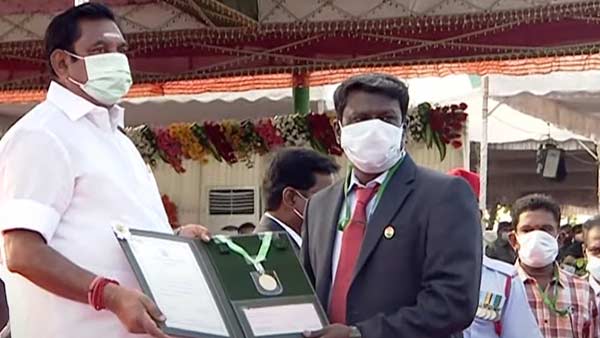 72nd Republic Day: TN Governor Banwarilal Purohit hoisted the national flag 72nd Republic Day: TN Governor Banwarilal Purohit hoisted the national flag