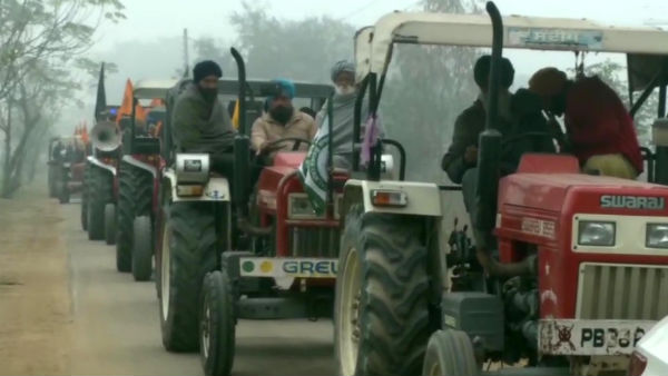Farmers leave from Punjab for Delhi to participate in tractor march on Jan. 26 Farmers leave from Punjab for Delhi to participate in tractor march on Jan. 26