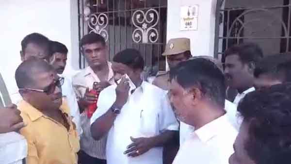 கண்ணீர்