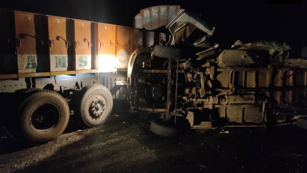 14 people were tragically killed in a collision a van and a lorry in Andhra Pradesh 14 people were tragically killed in a collision a van and a lorry in Andhra Pradesh