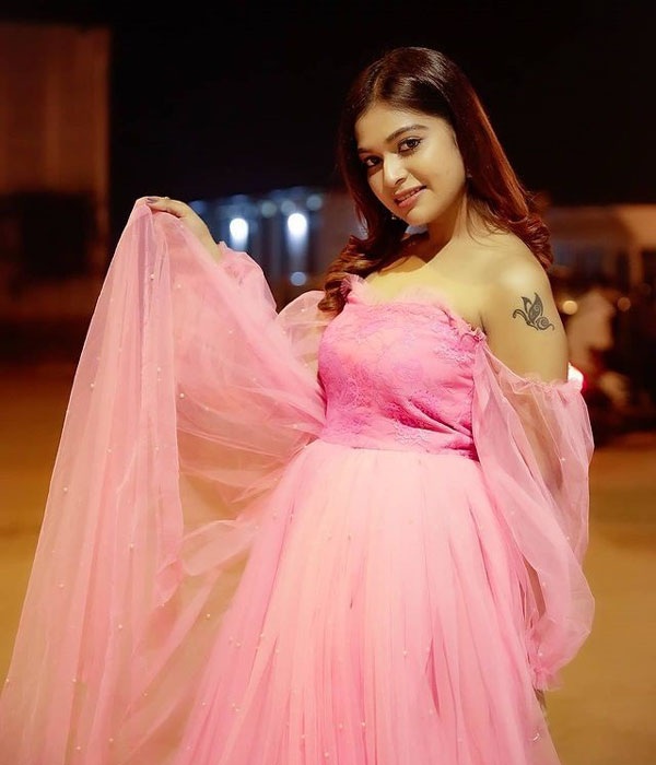 முத்த மழை