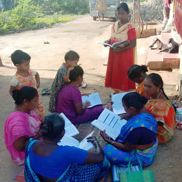 மாற்று திறனாளி இளம்பெண்ணின் அற்புதமான பபணி