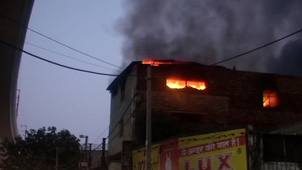 Delhi: Fire breaks out at a factory in Pratap Nagar area Delhi: Fire breaks out at a factory in Pratap Nagar area