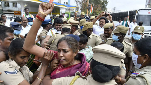 JothiMani MP arrested by the Karur police JothiMani MP arrested by the Karur police
