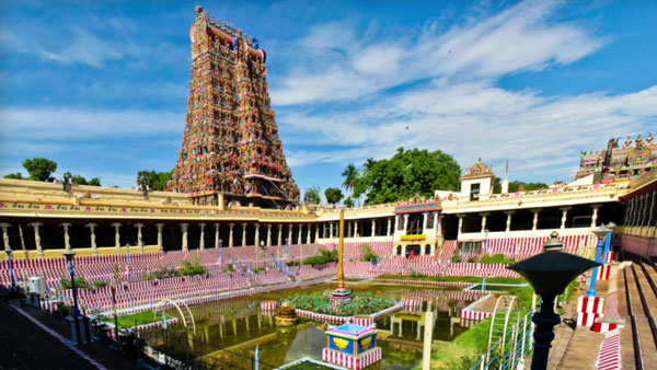 பக்தர்கள் அனுமதி