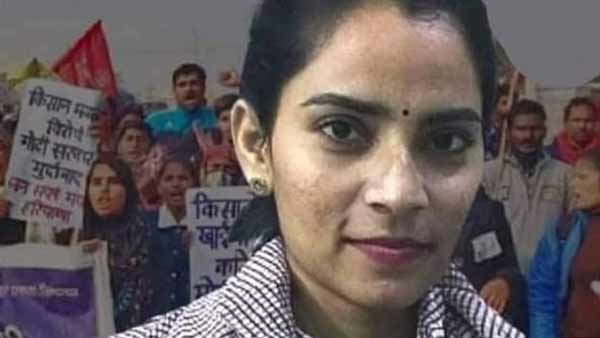 Dalit Labour Activist Nodeep Kaur Beaten Black And Blue By Police Officials Dalit Labour Activist Nodeep Kaur Beaten Black And Blue By Police Officials