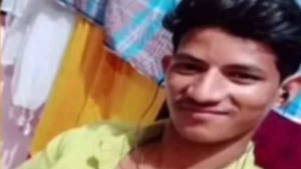 சேலையில் தூக்கு