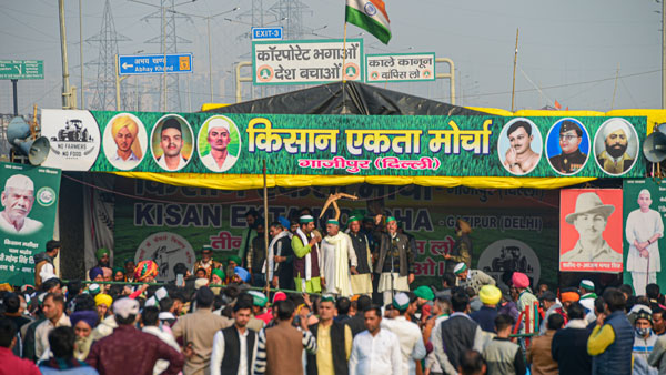 Participate in farmers protests or pay fine, Punjab panchayats tell households Participate in farmers protests or pay fine, Punjab panchayats tell households