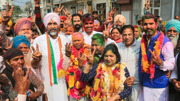 Punjab local body elections: Independent candidates to face stiff competition to major parties! Punjab local body elections: Independent candidates to face stiff competition to major parties!