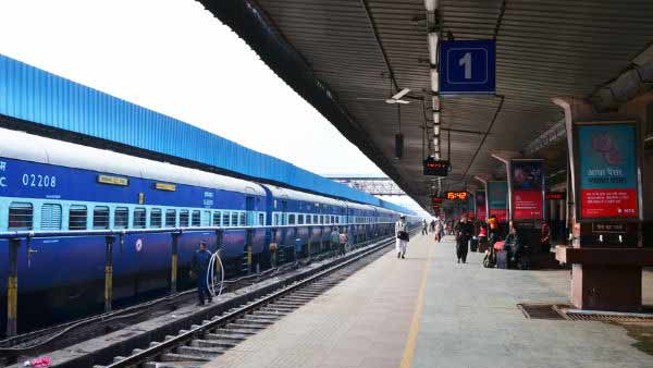 பஸ், ரயில் நிலையங்கள்