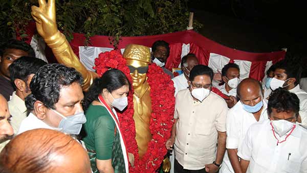 எம்ஜிஆர்