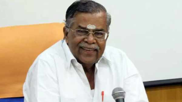 BJP senior leader La Ganesan said there was nothing to say that the arrival of Sasikala was a big change in Tamil Nadu BJP senior leader La Ganesan said there was nothing to say that the arrival of Sasikala was a big change in Tamil Nadu