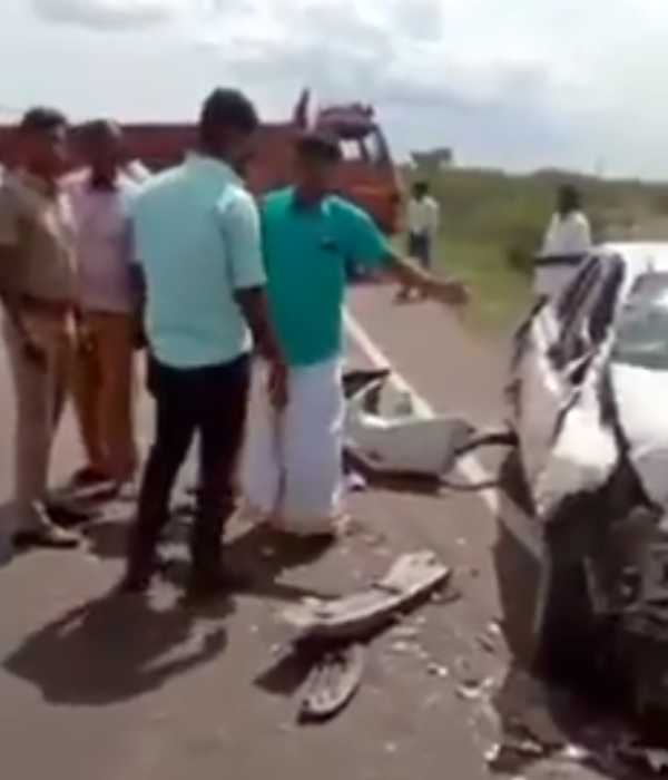 கனரக வாகனம் மோதியது