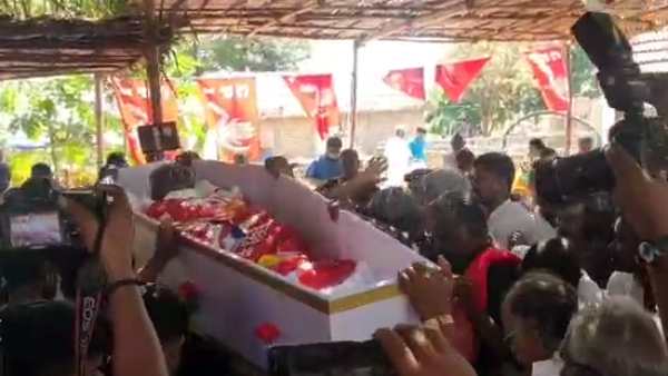 Mortal remains of D. Pandian, laid to rest near Usilampatti Mortal remains of D. Pandian, laid to rest near Usilampatti