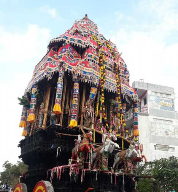 மாசித் தேரோட்டம்
