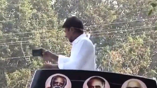 என்னய ரொம்ப படுத்துறீங்க டா!