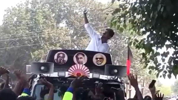 எப்படி போட்டோ எடுக்குறது?