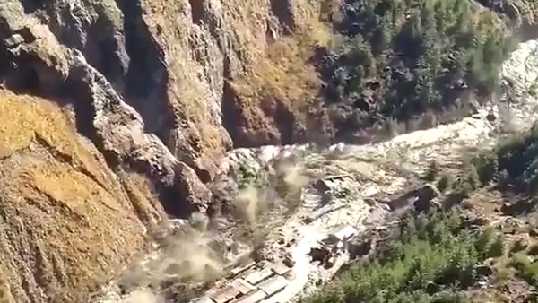 உத்தரகண்ட் வெள்ளம்: அமெரிக்கா உள்ளிட்ட உலக நாடுகள் ஆறுதல்! 