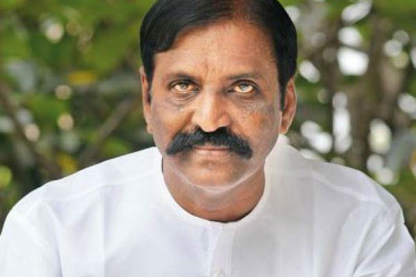 Lyricist Vairamuthu condoles deaths in Fire cracker units Lyricist Vairamuthu condoles deaths in Fire cracker units