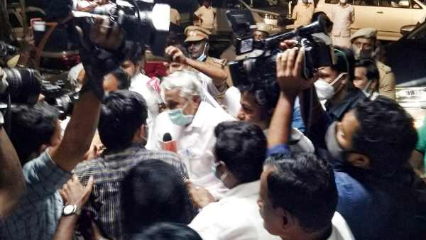 TamilNadu assembly election 2021: Congress leaders discuss at Sathyamoorthy Bhavan in Chennai TamilNadu assembly election 2021: Congress leaders discuss at Sathyamoorthy Bhavan in Chennai