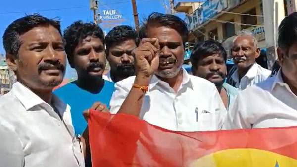 DMDK cadres bust crackers after breaks AIADMK tie DMDK cadres bust crackers after breaks AIADMK tie