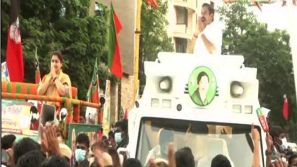 ஆசி பெற்ற வேட்பாளர்