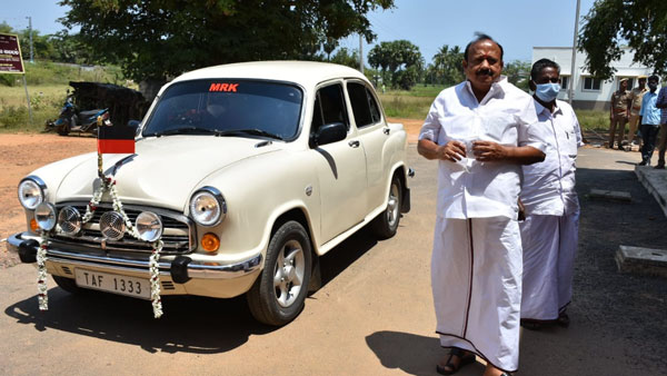 Mrk Panneerselvam who went in the ambassador car to file nomination Mrk Panneerselvam who went in the ambassador car to file nomination