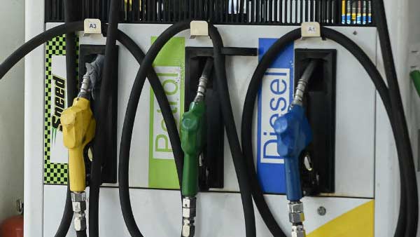 No change in petrol and diesel price for two straight weeks No change in petrol and diesel price for two straight weeks