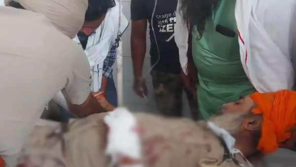 2 Nihangs attack police with swords in Punjab, both shot dead 2 Nihangs attack police with swords in Punjab, both shot dead