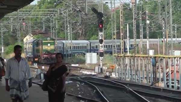 கூட்டத்தை குறைக்கிறார்களாம்