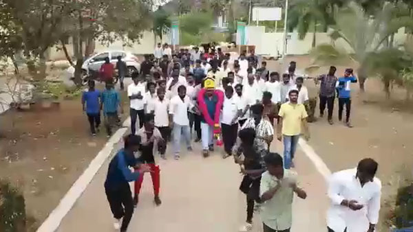 மது விருந்து