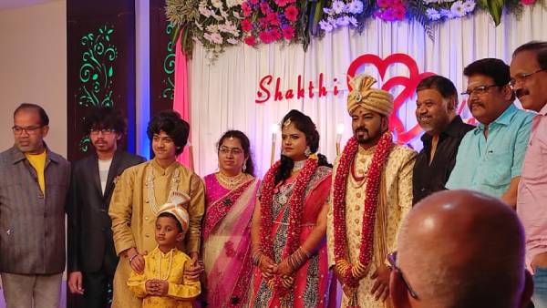 huge celebrities participated in young director sakthi marriage reception huge celebrities participated in young director sakthi marriage reception