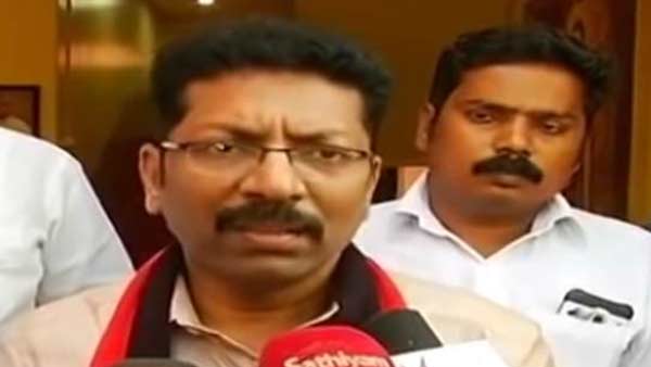 கட்சி மாறி பயணித்த சரவணன்