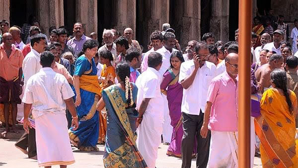 ஸ்ரீரங்கத்தில் சசிகலா