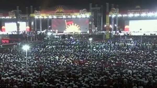 நேருவுக்கு பாராட்டு