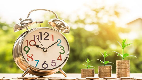 Life has to be run like a clock Life has to be run like a clock Life has to be run like a clock Life has to be run like a clock