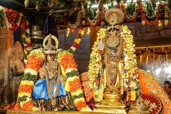 நம்பெருமாளும் கமலவல்லி நாச்சியாரும்