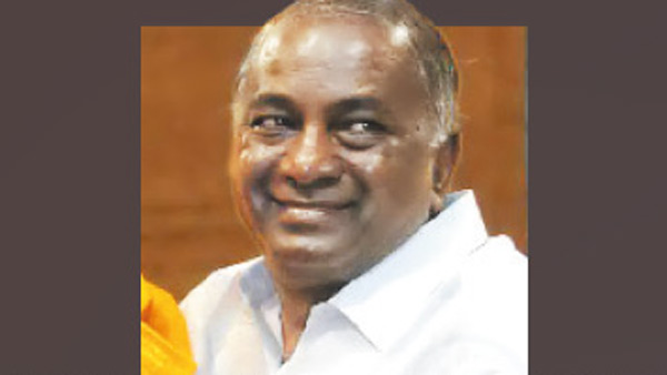 அதிமுக உடன் பேச்சு