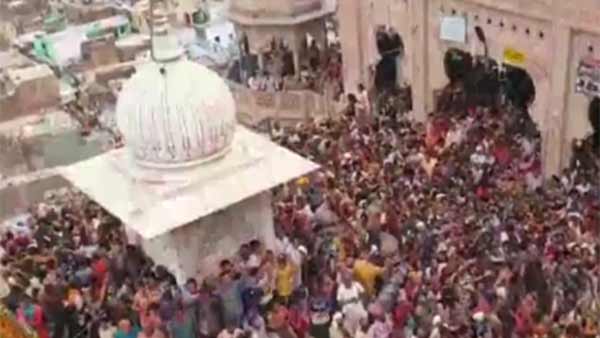 அலட்சியத்துக்கு காரணம் யார்?