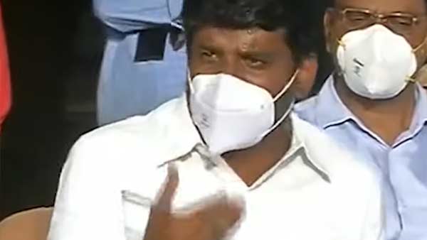 தேங்காய் கேட்டு சண்டை