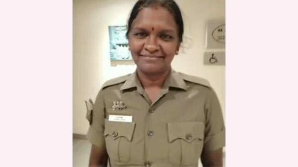 பெண் அதிகாரி