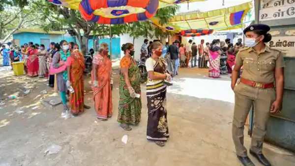வாக்காளர்கள்