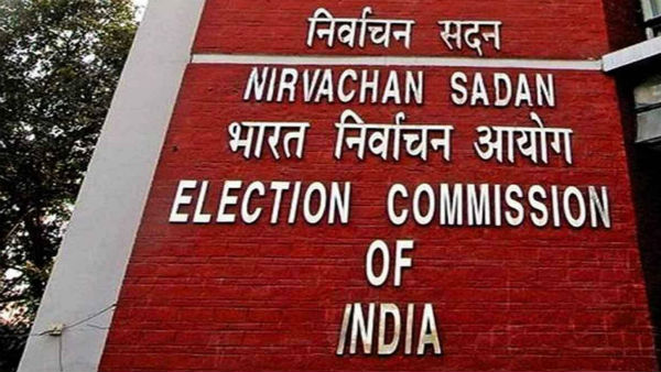 Karur collector and SP transferred by the election Commission due to complaints in election work Karur collector and SP transferred by the election Commission due to complaints in election work