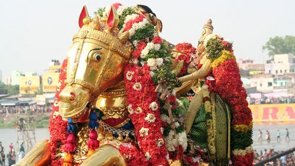 We dont order Kallagar enter Vaigai river - High Court madurai bench dismissed the petition We dont order Kallagar enter Vaigai river - High Court madurai bench dismissed the petition